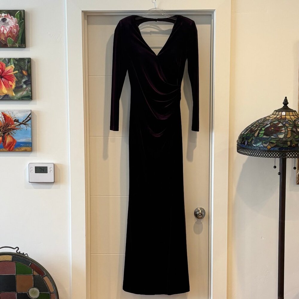 NWOT Eliza J Crushed Velvet Deep Plum Gown Sz 6